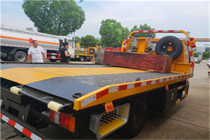 黄石港区附近拖车电话号码服务