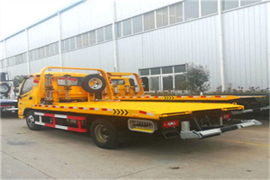 黄石港区附近拖车救援搭电