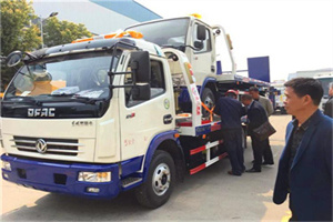 黄石港区汽车道路救援拖车价格